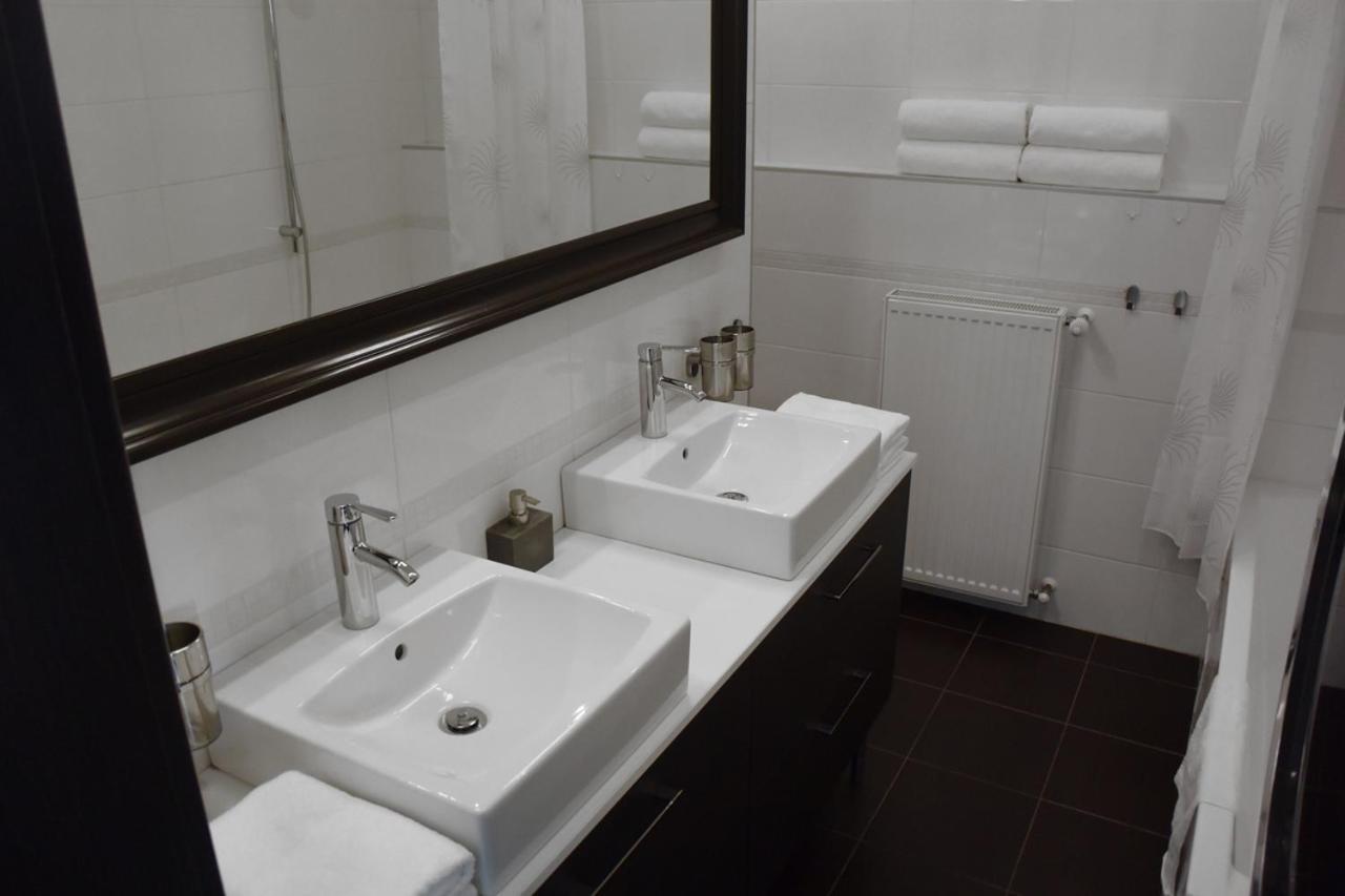 Apartman Dc2 Leilighet Decin Eksteriør bilde
