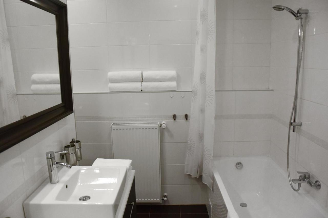 Apartman Dc2 Leilighet Decin Eksteriør bilde